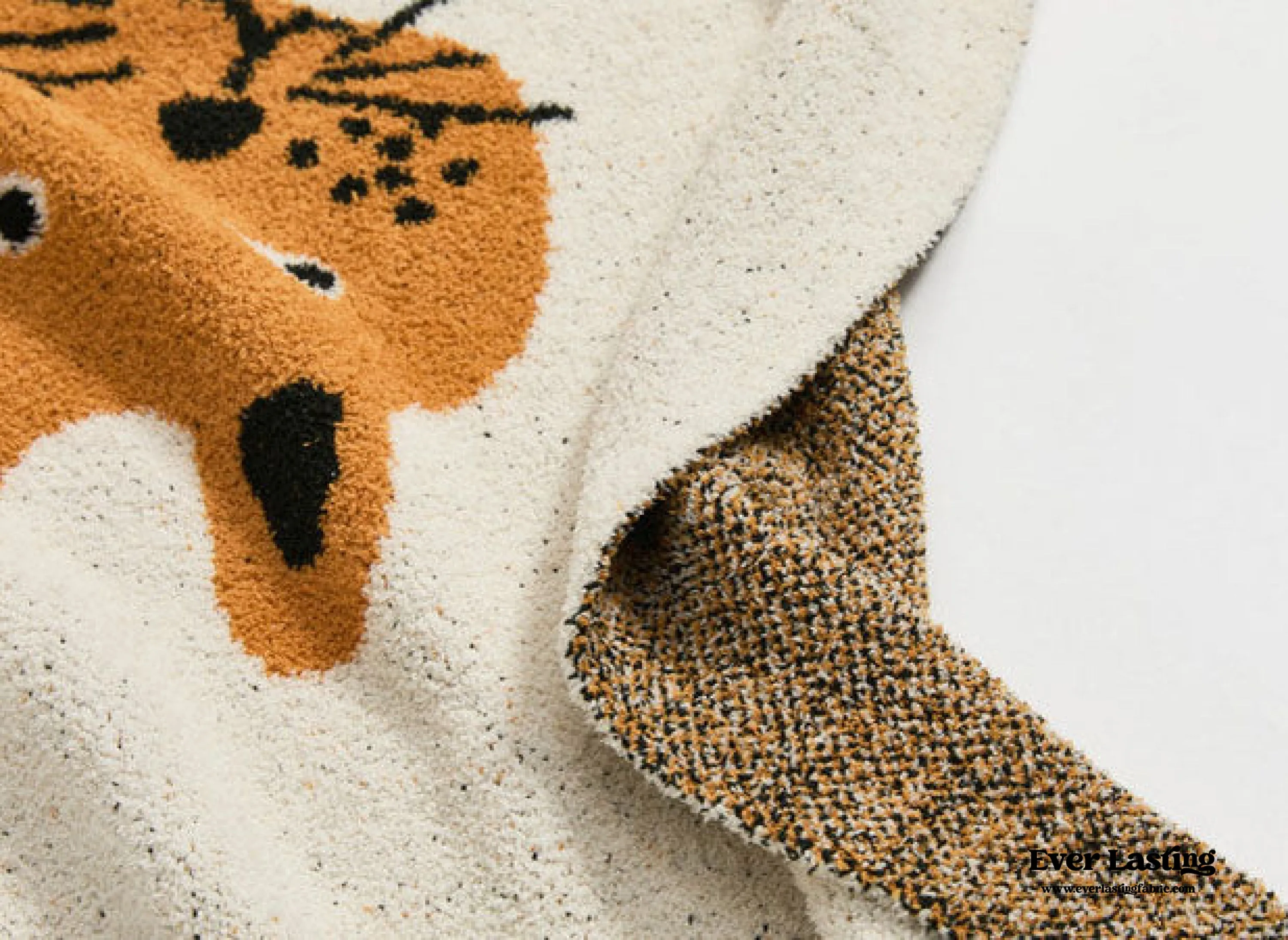 Cozy Tiger Blanket & Matching Pillow Set