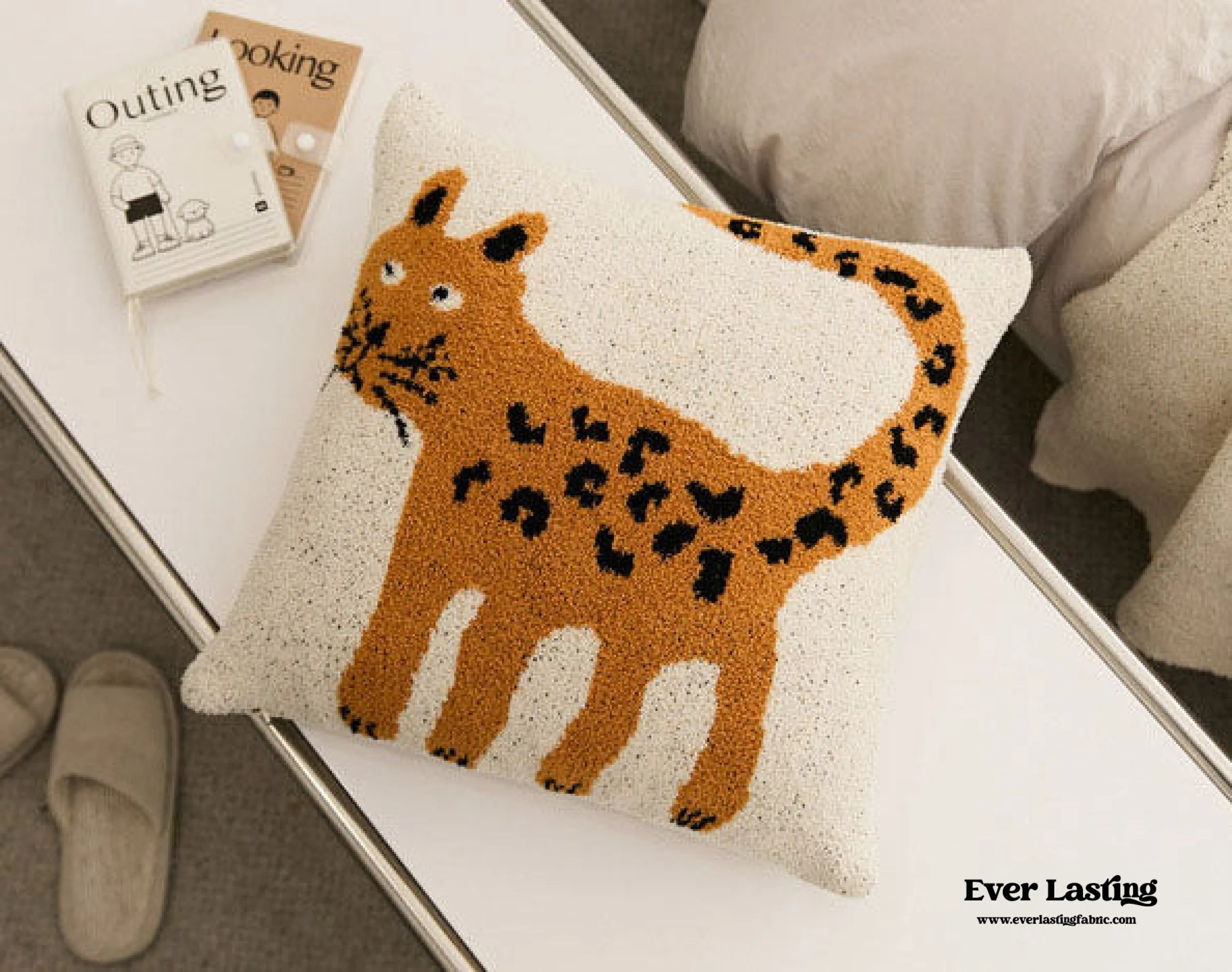 Cozy Tiger Blanket & Matching Pillow Set