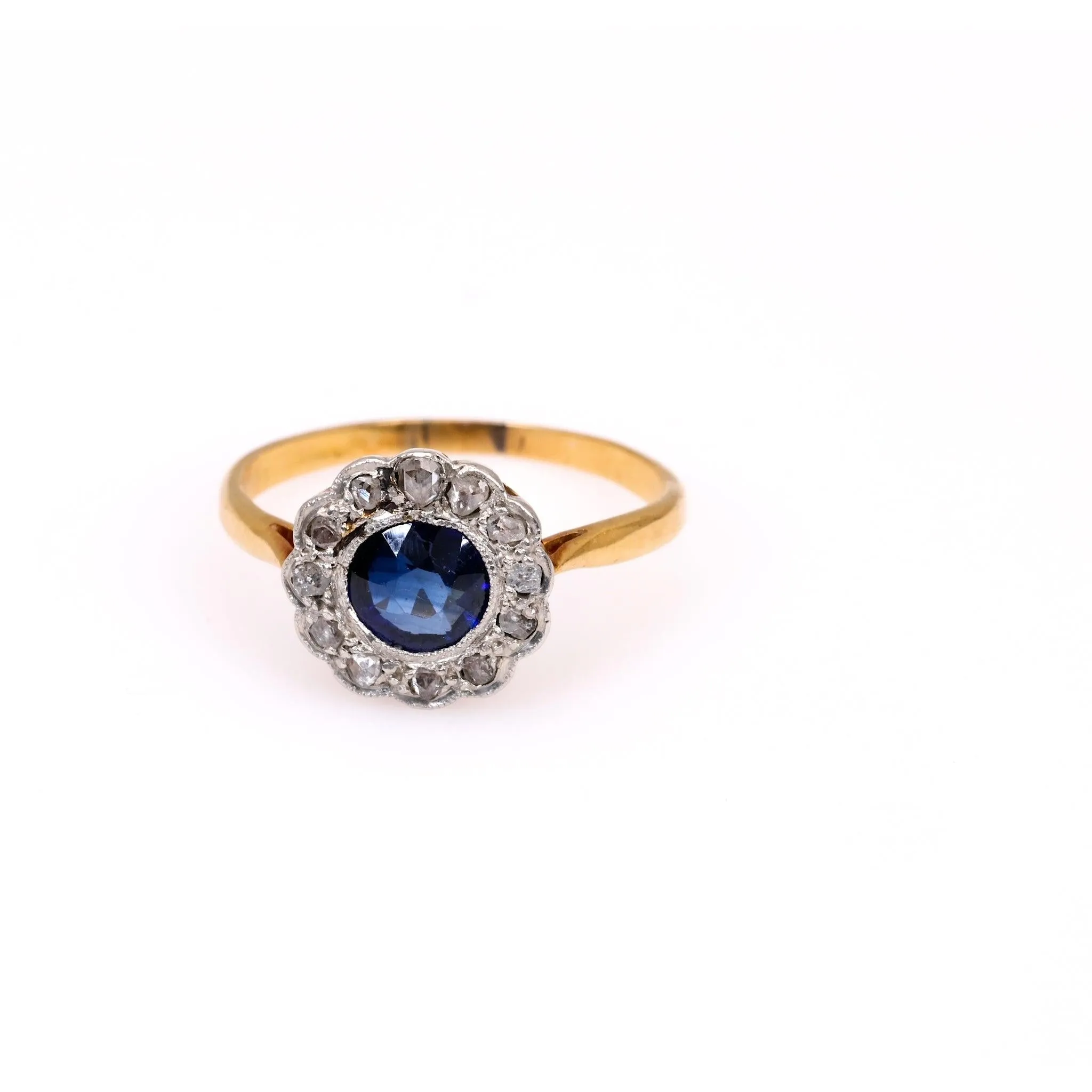 Edwardian Sapphire and Diamond 18k Yellow Gold Platinum Cluster Ring