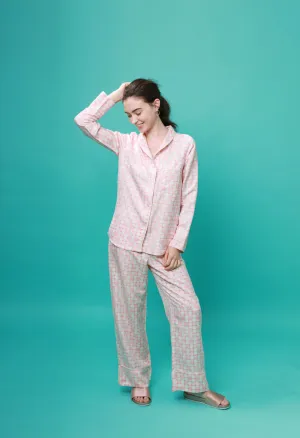 Mulberry Silk Pyjamas - Jaipur Pink. Please note that pieces purchased in our Archive Sale can't be refunded. We are happy to offer an exchange, if we have the stock available or a credit note.